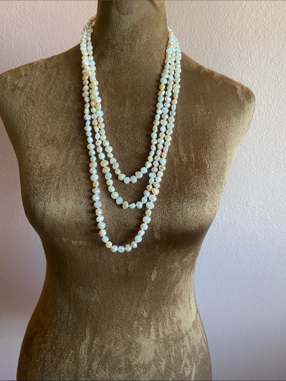 Long White Beaded Women's Necklace - Elegant Strand
